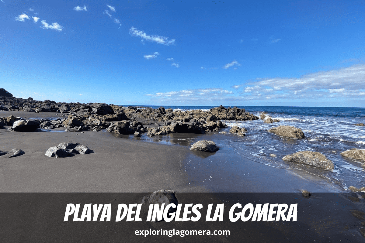 Ein wunderschöner sonniger Tag am felsigen Strand Playa Del Ingles La Gomera im Valle Gran Rey Kanarische Inseln Spanien