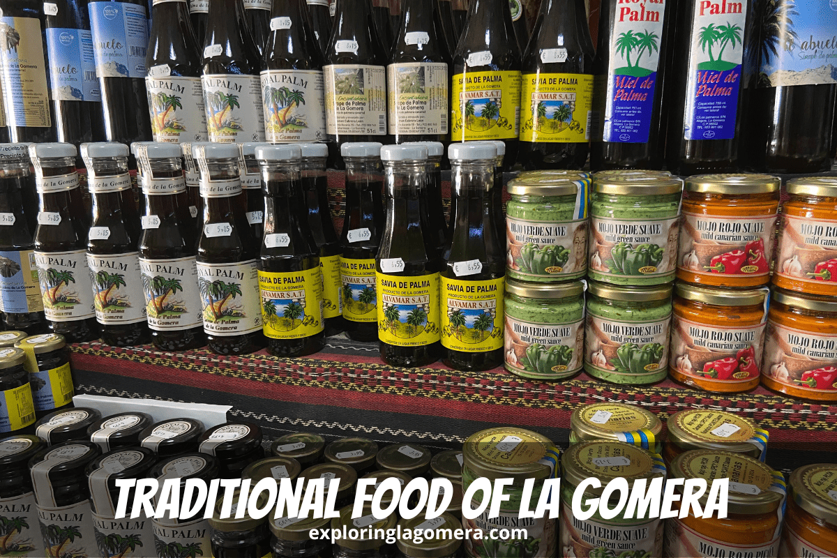 Eine Auswahl traditioneller Lebensmittel in einem Geschäft auf La Gomera. Traditionelles Essen auf La Gomera